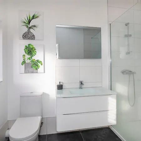 Apartment Plum Tree Retreat-free Parking York